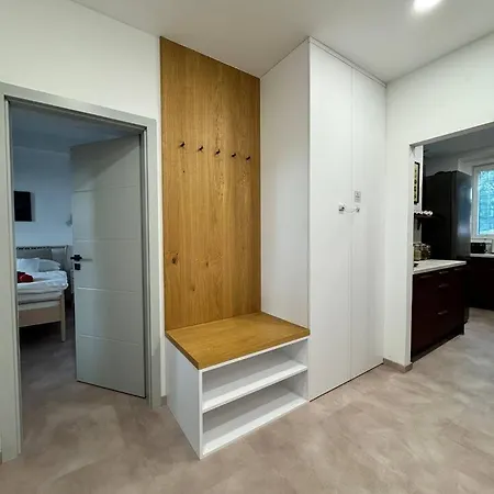 Design Near Eden | Ac • Workspace Appartement *